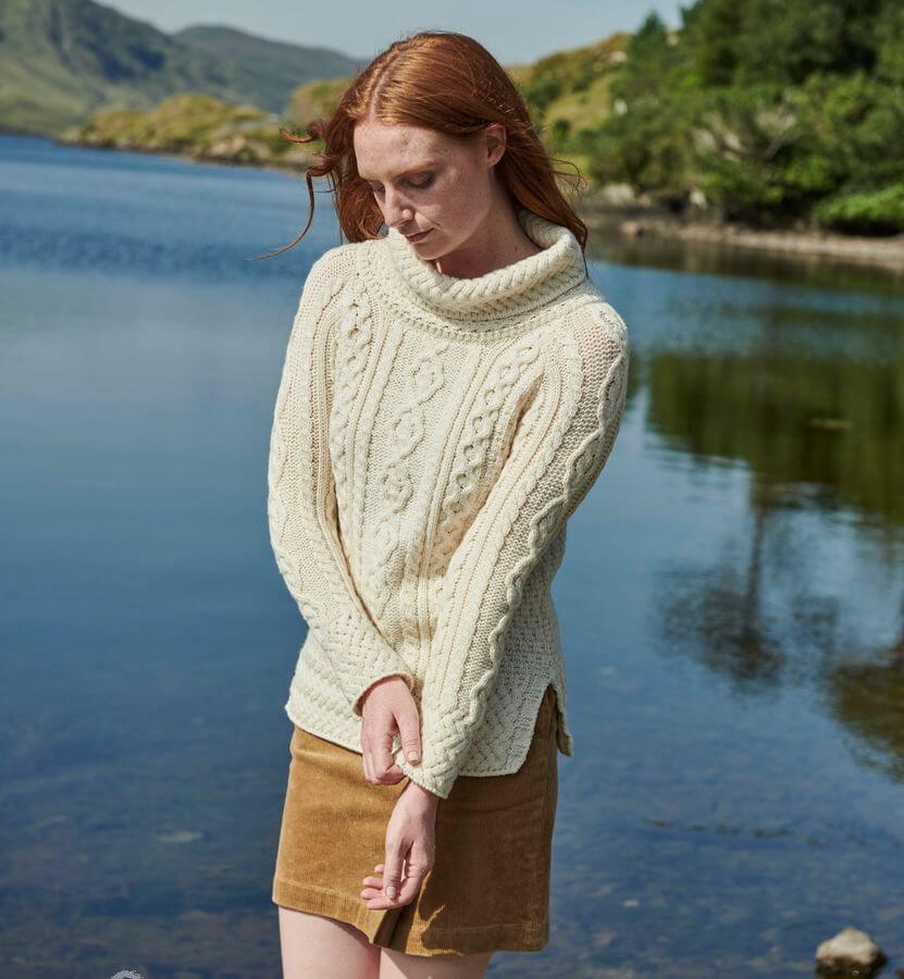 Irischer Damen Strickpullover in Tunika Stil m. halsfernen Rollkragen M