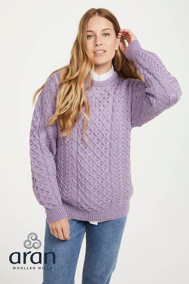 UNISEX Aran Sweater aus weicher Merinowolle.Lavendel S