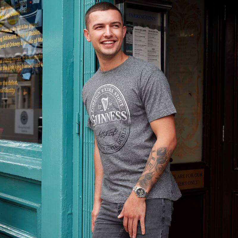 Guinness T-Shirt in melierter Optik, grau meliert M