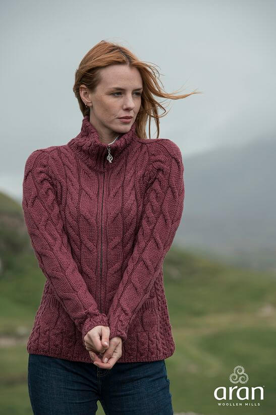 Irische Damenstrickjacke mit Zipper und Rollkragen aus Merinowolle XXL