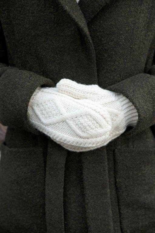 Irische Aran Fäustlinge, naturweiss L