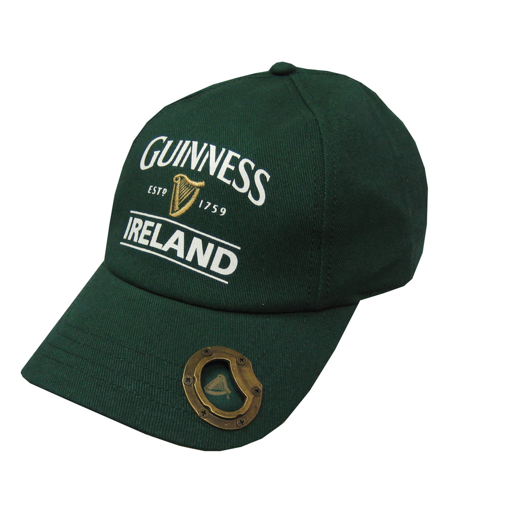 Guinness Schirmmuetze und Flaschenoeffner